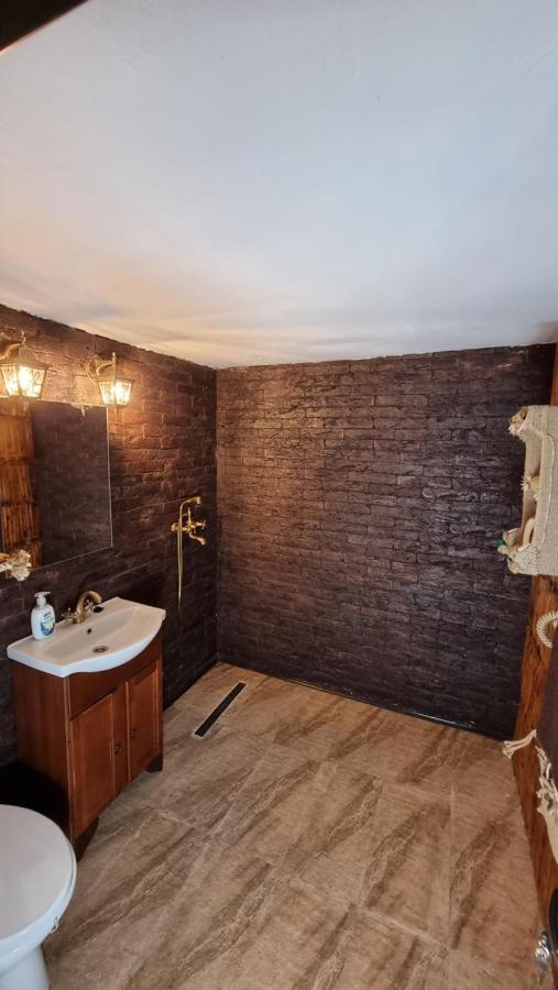 Hotel Lângă Stână à Curtea de Argeş Extérieur photo