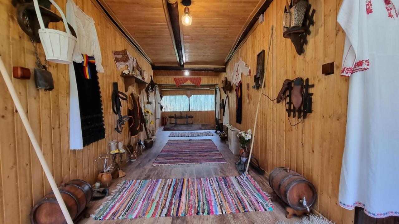 Hotel Lângă Stână à Curtea de Argeş Extérieur photo