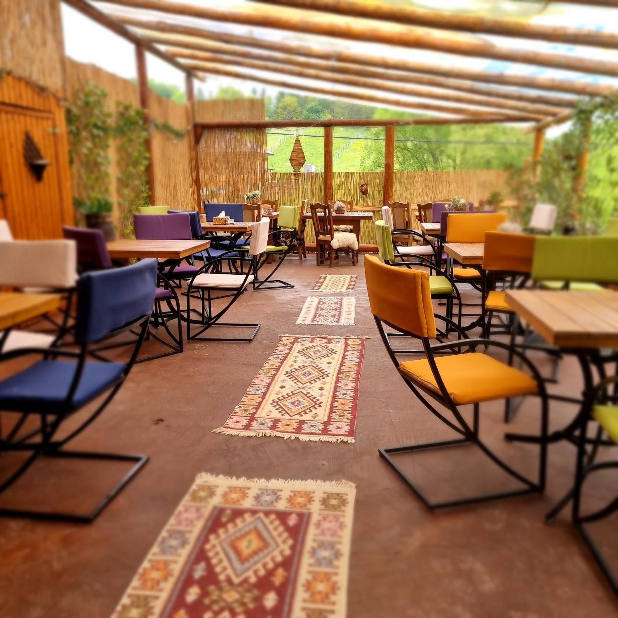 Hotel Lângă Stână à Curtea de Argeş Extérieur photo